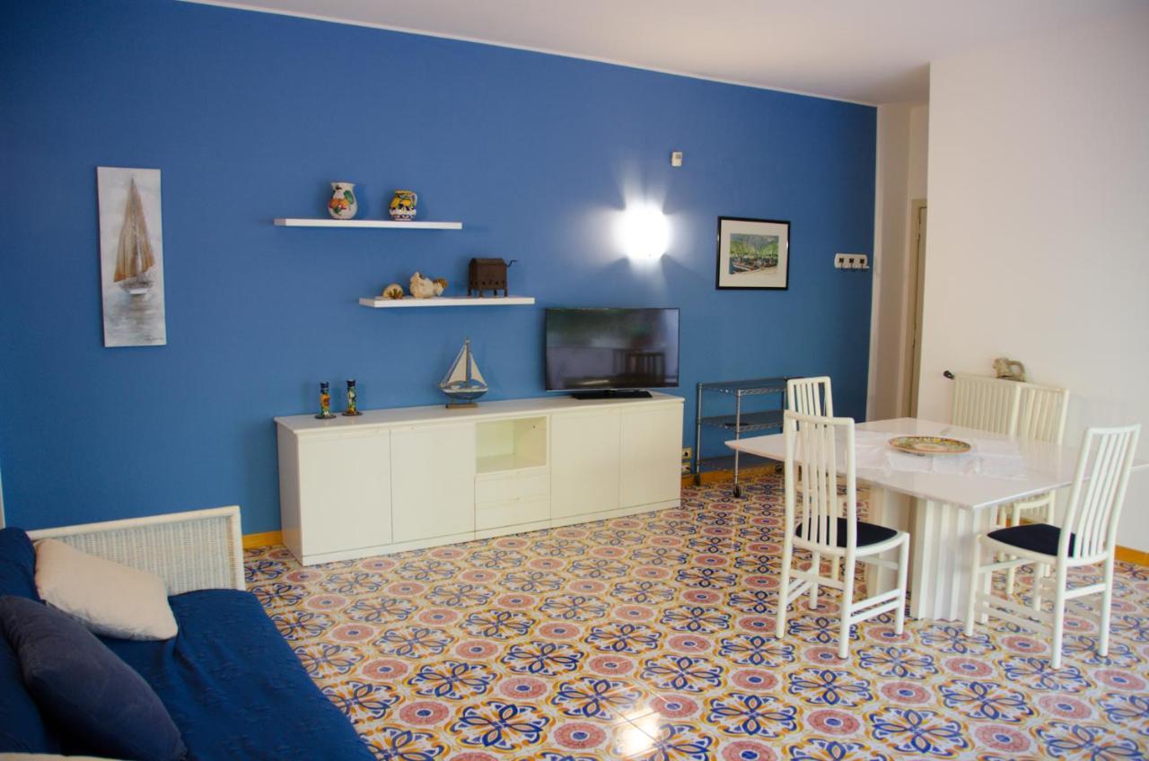 Sea Breeze Acitrezza Apartment อาชิ กัสเตลโล ภายนอก รูปภาพ